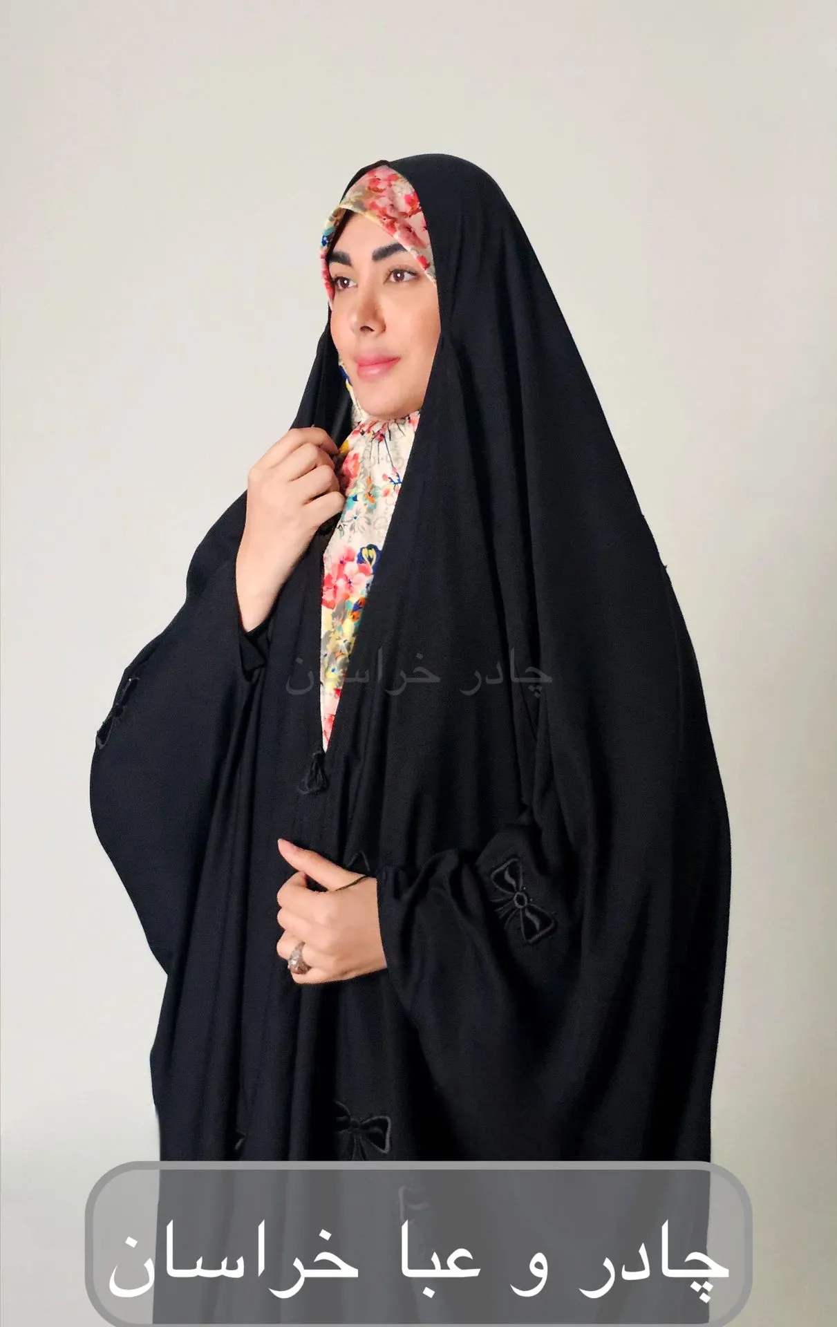 جده  ژرژت(کن‌کن)  گلدوزی پراکنده پاپیون (24عددی) (150)